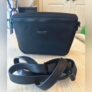 Mina Baie Fanny, Black/Black Nylon